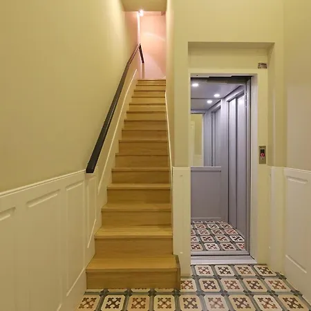 Flh Ribeira Typical Daire